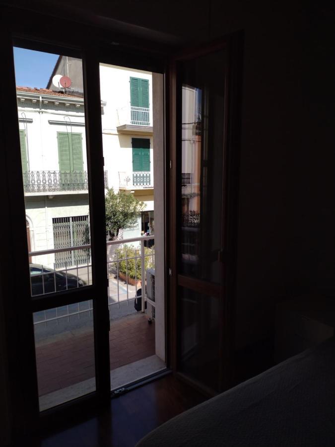 Mazzini Affittacamere Viareggio Exteriér fotografie